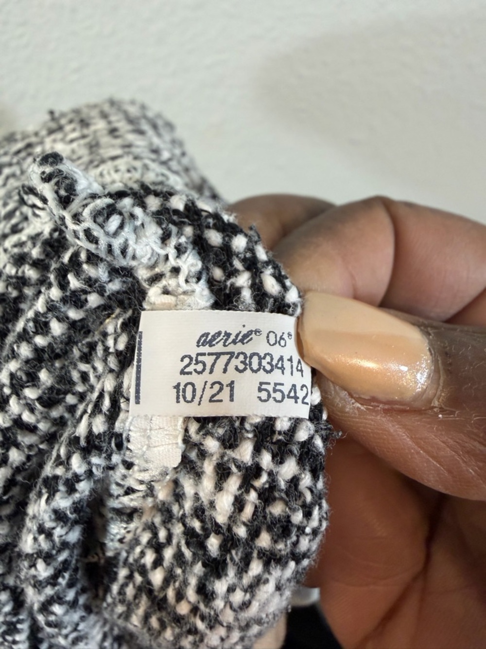 Aerie Offline Snow Day Joggers Size S Black White Textured Knit Loungewear - Picture 8 of 8